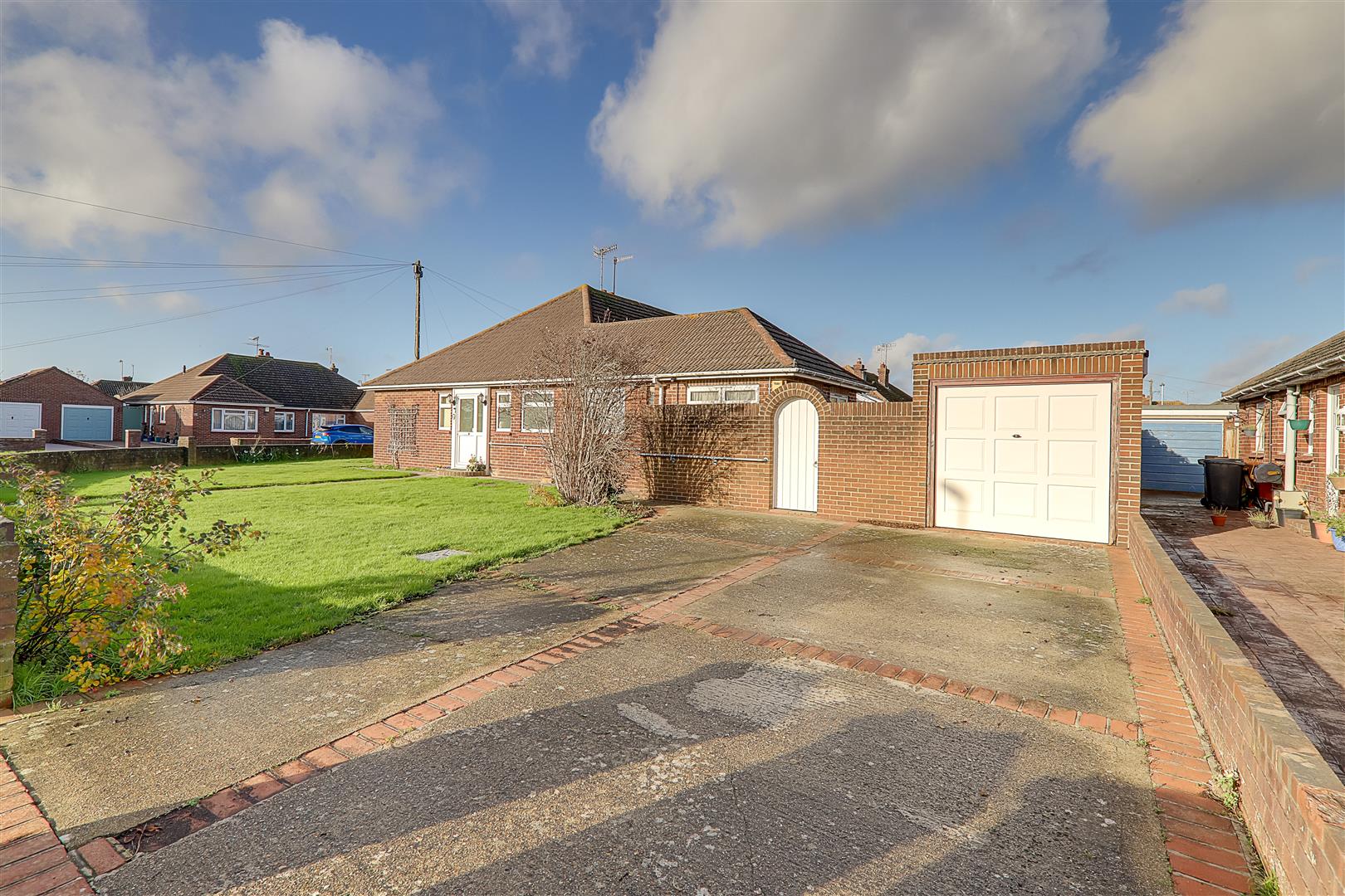 Bungalow - Semi Detached | Heathfield Close, Worthing | For Sale